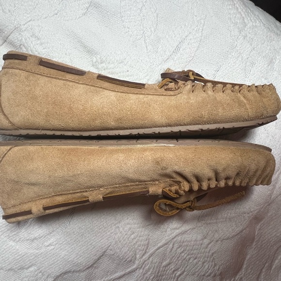 Minnetonka Light Brown Suede Moccasins - Picture 6 of 8